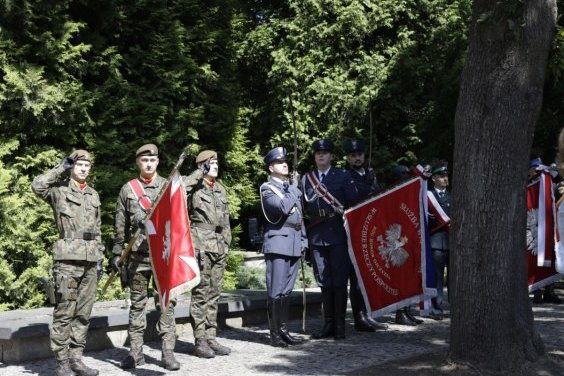 Ł&oacute;dzkie obchody Narodowego Dnia Pamięci Ofiar Niemieckich Nazistowskich Oboz&oacute;w Koncentracyjnych i Oboz&oacute;w Zagłady
