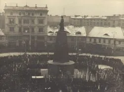 Uroczystość odsłonięcia pomnika Tadeusza Kościuszki na Placu Wolności w Łodzi w dniu 14 XII 1930 r. Pomnik zniszczyli niemieccy okupanci w listopadzie 1939 r.