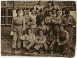 2 Kompania Szkoły Podchorążych, I pluton, 3 drużyna &ndash; Ostr&oacute;w-Komorowo 11 października 1926 r. 