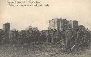 Odpoczynek wojsk niemieckich pod Łodzią - karta pocztowa. APŁ, AMŁ, sygn. 23289, s. 19.