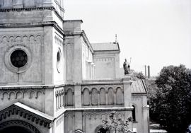 Ł&oacute;dź - parafia rzymskokatolicka pw. Podwyższenia św. Krzyża. APŁ, Archiwum Włodzimierza Pfeiffera, sygn. 689