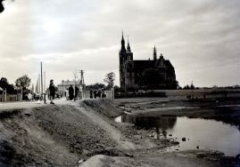 Ł&oacute;dź-Chojny - parafia rzymskokatolicka pw. Wojciecha. APŁ, Archiwum Włodzimierza Pfeiffera, sygn. 769