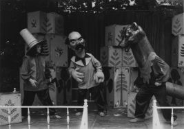 Wesoła Maskarada-widowisko w 3 częściach, Państwowy Teatr Lalek Arlekin, premiera 23.10.1949 r. APŁ, Zbi&oacute;r teatrali&oacute;w ł&oacute;dzkich, sygn.1/11,s.5