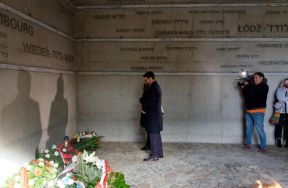 Dyrektor Bartosz G&oacute;recki i kustosz Anna Drzewiecka, fot. Piotr Sikora. 