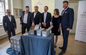 Prezentacja zdigitalizowanych kart, fot. Albert Jaworski.