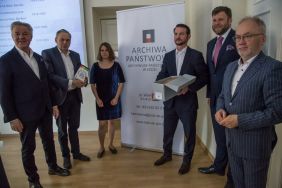 Prezentacja zdigitalizowanych kart, fot. Albert Jaworski.