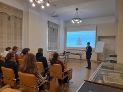 Zajęcia dla student&oacute;w w APŁ.