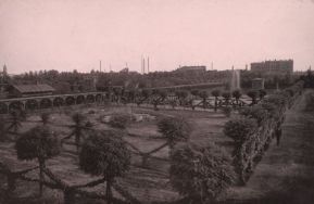 Park Helen&oacute;w. Widok z wieży widokowej w p&oacute;łnocnej części parku, ok. 1900 r. [Zbi&oacute;r album&oacute;w ikonograficznych, sygn. A-23/17]
