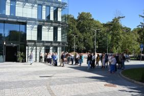 Wystawa &bdquo;Nurtem Ł&oacute;dki. 60 przystank&oacute;w dziejowych z 600-letniej historii miasta&rdquo; prezentowana w Krakowie, fot. W. Kowaluk.