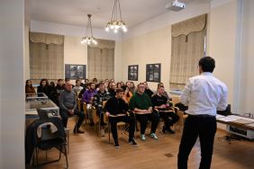 Zajęcia archiwalne dla student&oacute;w ekonomii, fot. A. Kaniewska.