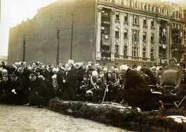 Wizyta Prezydenta Ignacego Mościckiego w Łodzi &ndash; Poświęcenie sztandaru 28. Pułku Strzelc&oacute;w Kaniowskich w Łodzi &ndash; 15.05.1927 