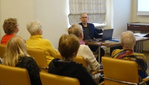 Zajęcia dla senior&oacute;w w APŁ, fot. M. Dybalski.