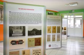 Wystawa APŁ w Szkole Podstawowej im. Tadeusza Kościuszki w Szadku, fot. M. Dybalski.