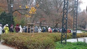 Spacer z okazji 11 listopada &bdquo;Śladami kobiet Niepodległej&rdquo;, fot. Anna Kaniewska.