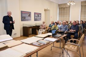 Zajęcia genealogiczne w APŁ, fot. M. Dybalski.