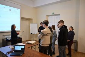 Zajęcia dla student&oacute;w Wydziału Prawa i Administracji UŁ, fot. Mateusz Lisiecki.