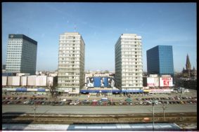 Aleja Piłsudskiego 2001 zdj. A. Wach