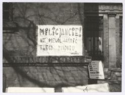 Ł&oacute;dzki Strajk Ostrzegawczy w ZPB im J. Marchlewskiego ul. Ogrodowa 29.03.1981 zdj. R.Kasprowicz