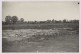 Chojny Zatorze, okolice ulic: Paradnej i Powszechnej, tereny wyburzone pod Centrum Zdrowia Matki Polki 8.05.1981 zdj. R.Kasprowicz