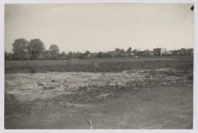 Chojny Zatorze, okolice ulic: Paradnej i Powszechnej, tereny wyburzone pod Centrum Zdrowia Matki Polki 8.05.1981 zdj. R.Kasprowicz