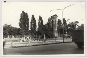 ul. Rzgowska za wiaduktem kolejowym wrzesień 1974 zdj. R.Kasprowicz