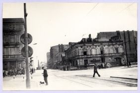 ul. Nowomiejska widok z Ogrodowej  maj 1977 zdj. R.Kasprowicz