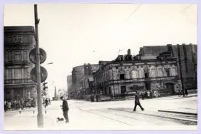 ul. Nowomiejska widok z Ogrodowej  maj 1977 zdj. R.Kasprowicz