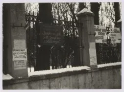 Strajk student&oacute;w ł&oacute;dzkich, Instytut Historii Uniwersytetu Ł&oacute;dzkiego ul. Buczka 27 14.02.1981 zdj. R.Kasprowicz