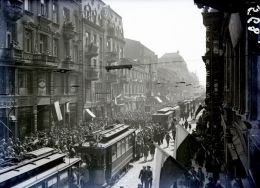 Ul. Piotrkowska. Poch&oacute;d 3 Maja, 1929 r.