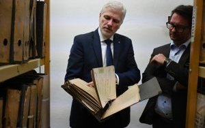 Uroczystość wręczenia nagr&oacute;d finalistom wojew&oacute;dzkim 5. edycji konkursu genealogicznego &bdquo;Bez korzeni nie zakwitniesz. Moja Wielka i Mała Ojczyzna&rdquo; (0)